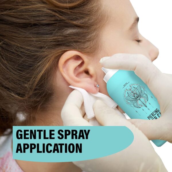 PIERCING AFTERCARE SPRAY in use